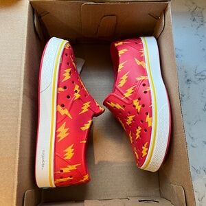 Native Shoes Miles Sugarlite Red Lightening Bolt C10